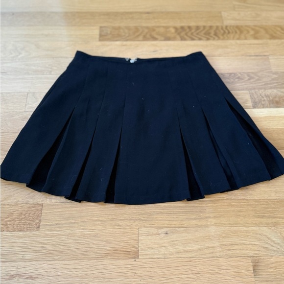 Forever 21 Black Mini Skirt Everyday Casual Size Small Great Condition Y2K 90s - Picture 2 of 6